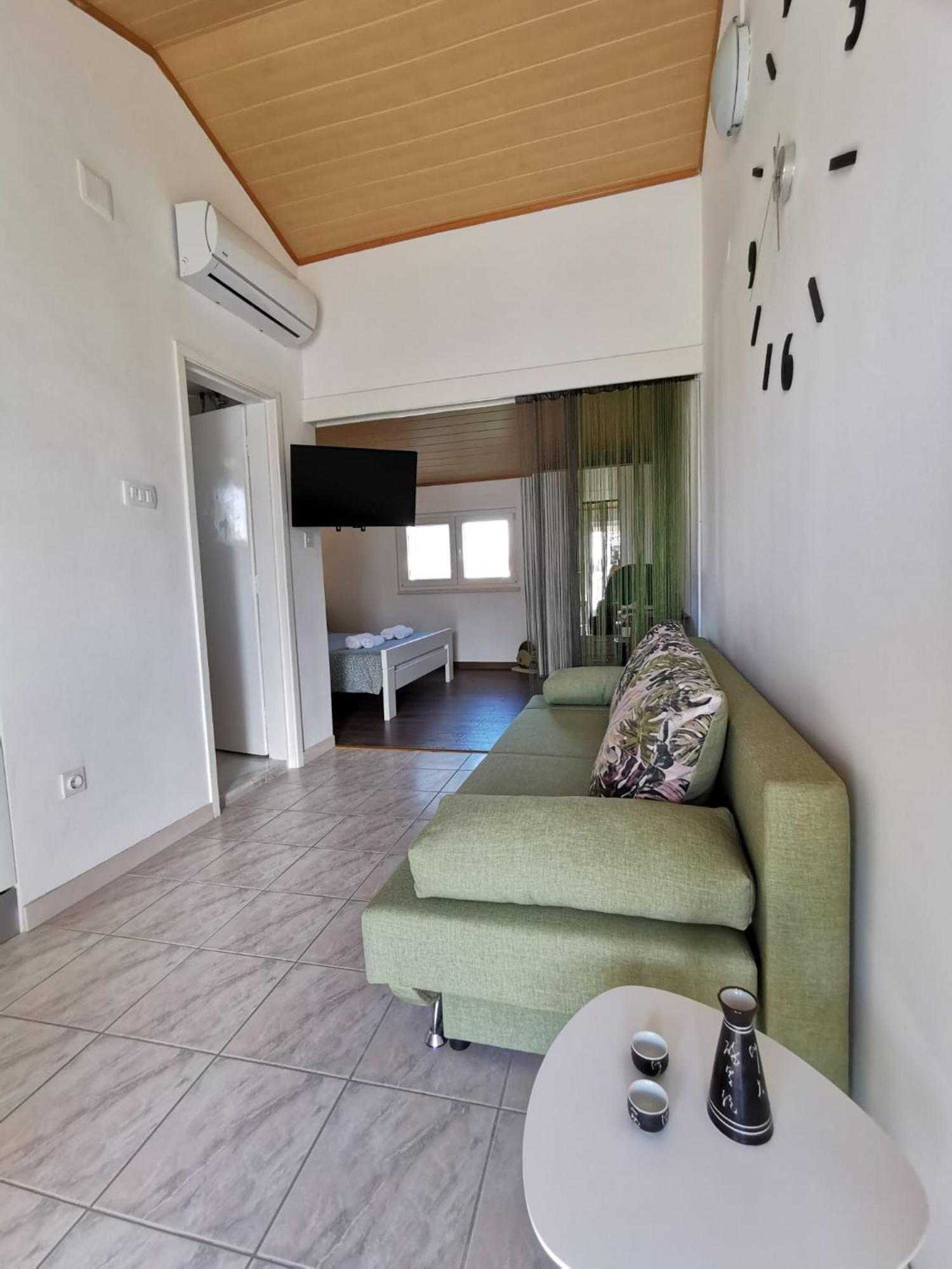 Apartmani Vana 1 Tribunj  Ngoại thất bức ảnh